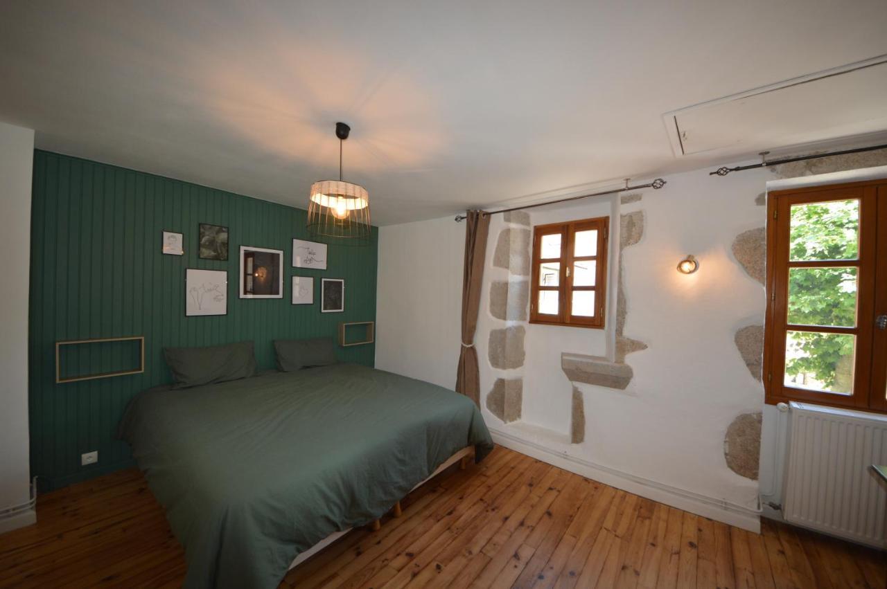 Maison Maliga J&G House Saint-Pierre-de-Curtille Esterno foto